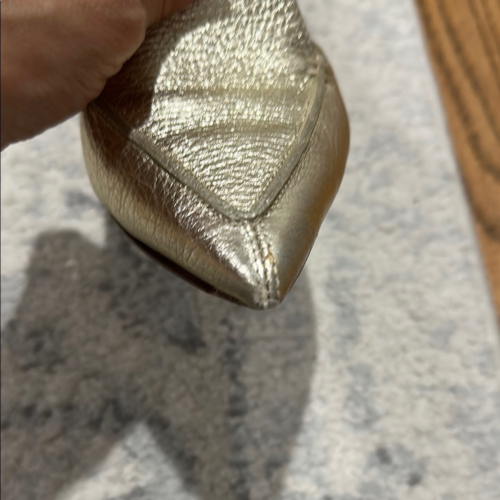 Nicholas Kirkwood Gold Beya Flats - Picture 5 of 8